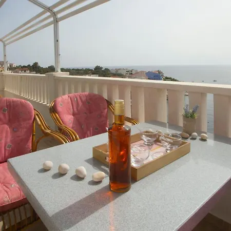 Apartman Lucija